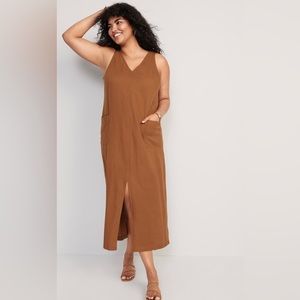Old Navy Sleeveless Split-Front Maxi Shift Dress (Sisal)